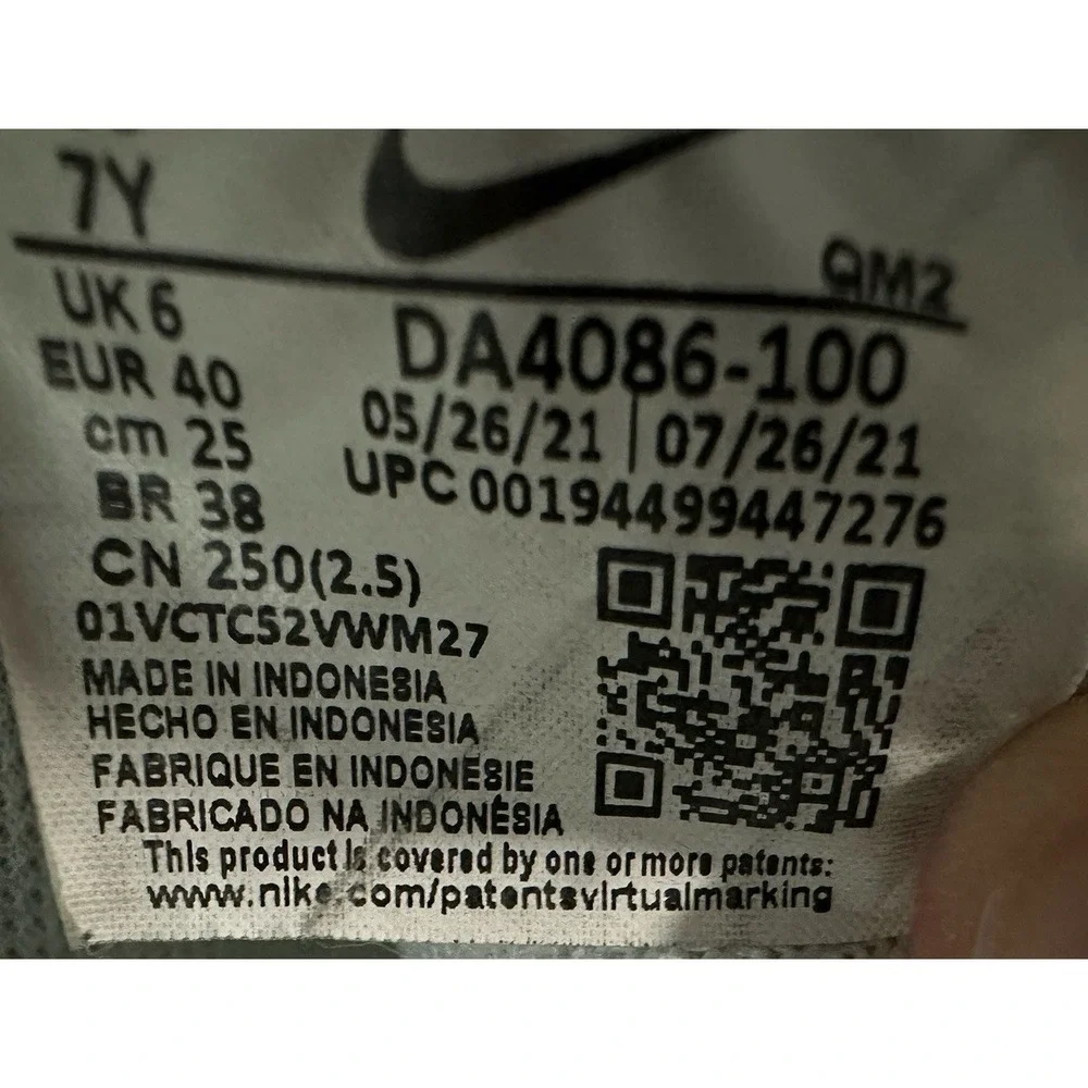 Nike Blazer Mid 77 Youth White Black DA4086-100 Size 7Y 40 EUR Sneakers Shoes